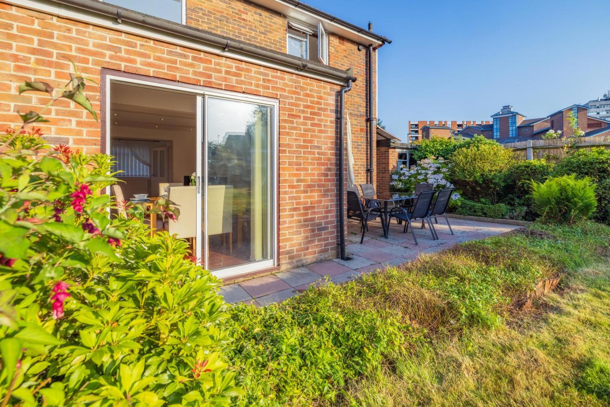 Villa The Secret Garden - West Sussex Crawley  Exterior foto